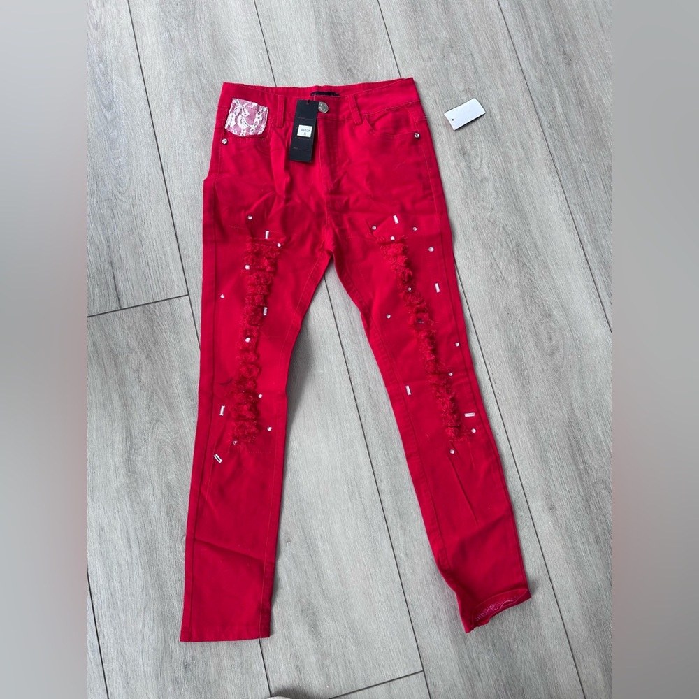 NWT 3R Streetwear Women’s Distressed/Jeweled Vibrant Red Pants Size Small